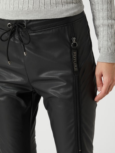 MAC Cropped Schlupfhose in Leder-Optik Modell 'Future' Black 3