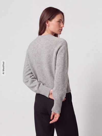Jake*s Casual Strickjacke aus reiner Wolle mit Label-Detail Silber Melange 5