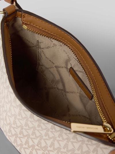 Produktfoto, torebka Handtasche mit Logo-Muster Modell 'ANDIE' von MICHAEL Michael Kors, główna przegroda z zamkiem błyskawicznym, aplikacja z logo, pasek na ramię, wzór z logo, beżowe i brązowe odcienie, teksturowana powierzchnia, Szerokość w rozmiarze 1: 20 cm, długość w rozmiarze 1: 17 cm, głębokość w rozmiarze 1: 8 cm, długość paska na ramię w rozmiarze 1: 114 cm