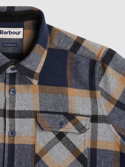 Barbour Tailored Fit Hemdjacke mit Karomuster Modell 'Rhobell' Hellgrau 2