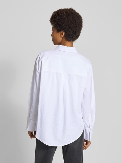 Gina Tricot Bluzka koszulowa lniana o kroju regular fit z listwą guzikową na całej długości Biały 5