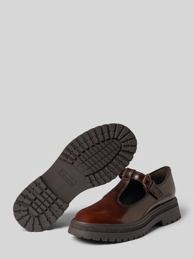 Produktfoto, Loafer mit Klettverschluss von Tamaris in dunkelbraun mit goldener Schnalle, robuste Profilsohle, glänzende Lederoptik