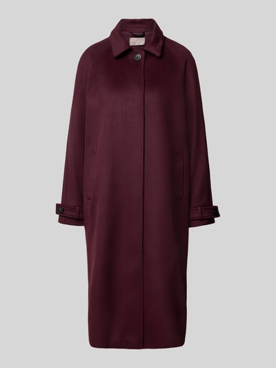 Produktfoto, Regular Fit Mantel mit Stehkragen von Christian Berg Woman Selection in Bordeaux mit Knopfverschluss und Eingrifftaschen, glatte Oberfläche