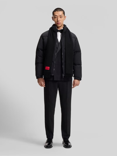 HUGO Schal mit Logo-Patch aus reiner Wolle Modell 'Juster' Black 1