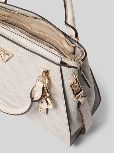 Guess Handtasche mit Label-Applikation Modell 'NOELLE' Ecru 5