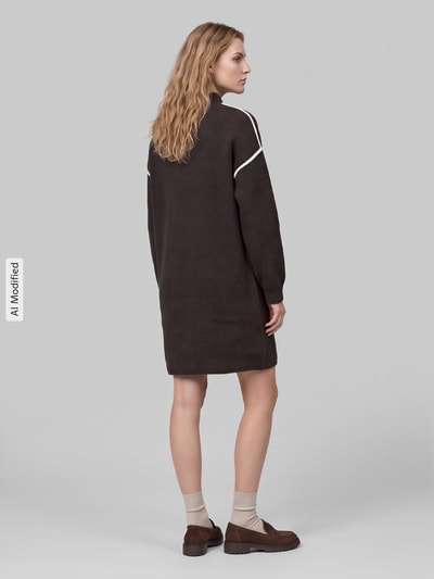 VERO MODA Regular Fit Strickkleid mit Kontraststreifen Schoko Melange 4
