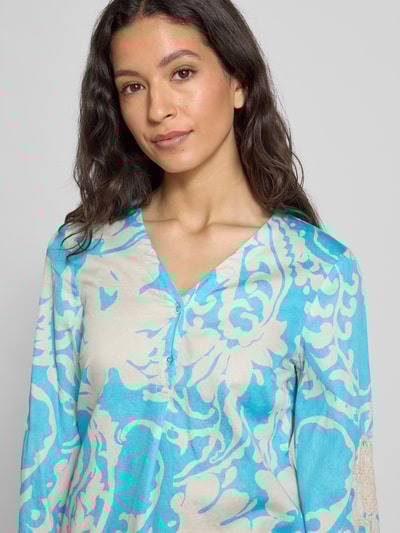 Emily Van den Bergh Regular Fit Bluse mit V-Ausschnitt Aqua 3