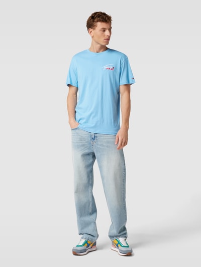 Tommy Jeans T-Shirt mit Label-Stitching Hellblau 1