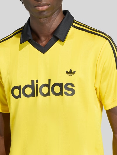 adidas Originals regular fit T-shirt met logoprint Geel - 3