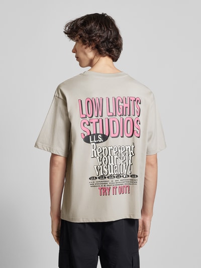 Low Lights Studios T-Shirt mit Label-Print Modell 'REPRESENTATION' Hellgrau 5