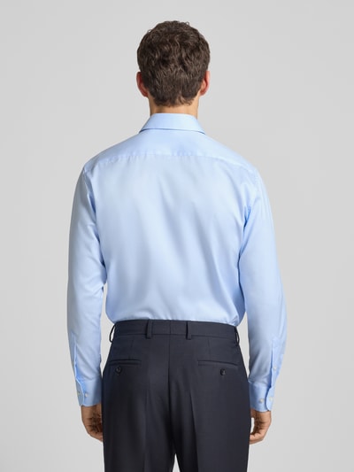 ETERNA Modern Fit Business-Hemd mit Kentkragen und Sportmanschetten Bleu 5