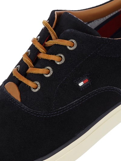 Tommy Hilfiger Sneaker aus Veloursleder Jeansblau 2