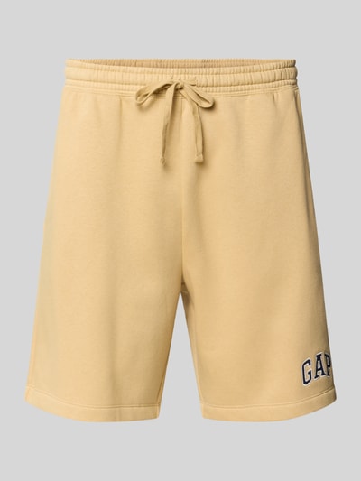 Produktfoto, Sweatshorts mit Logo und elastischem Bund von GAP aus Baumwoll-Mix in Beige mit Eingrifftaschen, Regular-Fit, Logo-Akzent