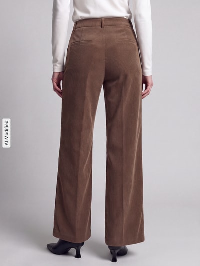 CAMBIO Relaxed Fit Cordhose seitliche Eingrifftaschen Modell 'ALEXIS' Camel 5