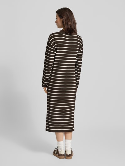 VILLA SOPHIE Strickkleid mit Rundhalsausschnitt Modell 'NURIA' Dunkelbraun 5