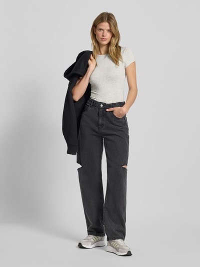 Gina Tricot T-Shirt aus Viskose-Elasthan-Mix mit Rundhalsausschnitt Mittelgrau Melange 1