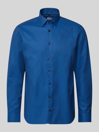 Produktfoto, Regular Fit Business Hemd aus Baumwolle mit Kentkragen von Jake*s in intensivem Blau, glatte Textur, Knopfleiste, Vorderansicht, Herrenhemd, reine Baumwolle, Schulterbreite 47 cm, Rückenlänge 70 cm, Ärmellänge 64 cm