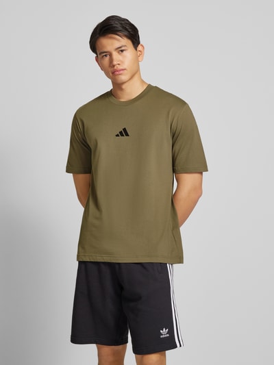 ADIDAS SPORTSWEAR T-Shirt mit Logo-Stitching Oliv 4