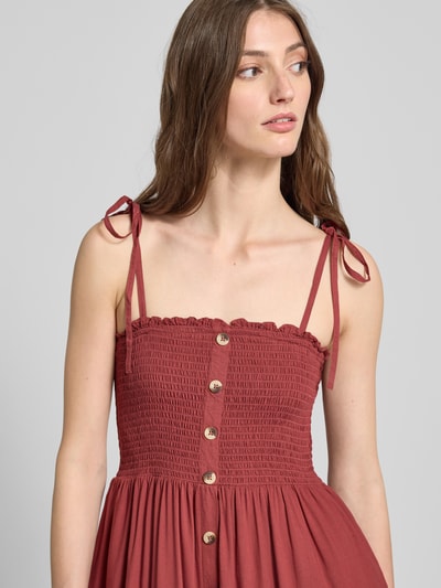 Only Tailliertes Freizeitkleid mit gesmoktem Brustbereich Modell 'NOVA' Bordeaux 3