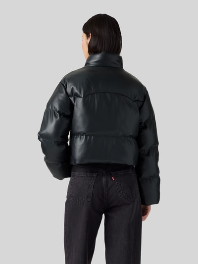 Levi's® Boxy Fit Steppjacke mit Stehkragen Anthrazit 5