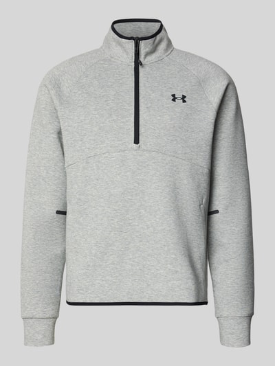Produktfoto, Regular Fit Pullover mit Logo-Print Modell 'Unstoppable' von Under Armour in Hellgrau, elastischer Material-Mix, Troyer-Kragen, Eingrifftaschen