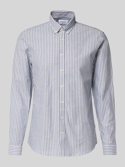 Produktfoto, Relaxed Fit Freizeithemd mit Button-Down-Kragen von Lindbergh, mieszanka materiałów z dodatkiem streczu, wzór w paski, listwa guzikowa, długość tyłu w rozmiarze M 76 cm, szerokość w rozmiarze M 44 cm, długość rękawów w rozmiarze M 64 cm