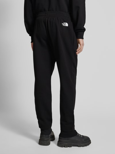 The North Face Sweatpants mit elastischem Bund BLACK 5