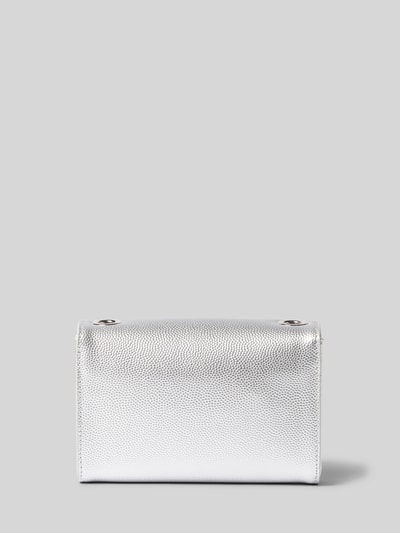 Productfoto, zilverkleurige schoudertas met labeldetail van Valentino Bags, gestructureerd oppervlak, Dames schoudertas