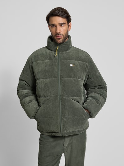 Tommy Jeans Relaxed Fit Steppjacke aus Cord Dunkelgruen 4