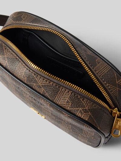Produktfoto, Umhängetasche mit Logo-Print von Lacoste in Braun mit goldfarbenem Reißverschluss, strukturierte Oberfläche, Herren Umhängetasche von Lacoste
