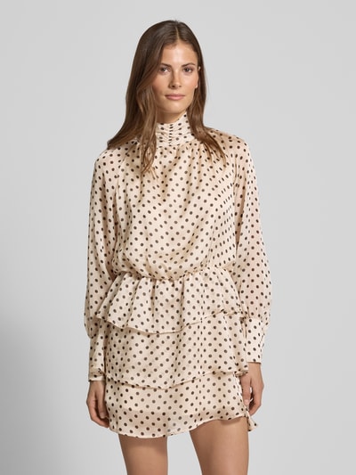 Rinascimento Cocktailjurk in laagjeslook met opstaande kraag Offwhite - 4