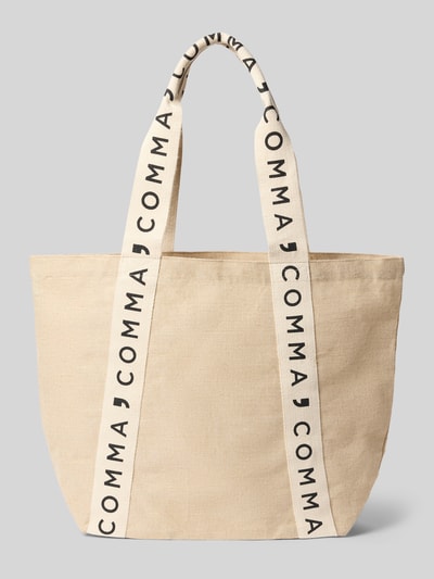 Produktfoto, Tote Bag mit Label-Prints von Comma aus Jute-Baumwoll-Mix in Beige, offene Vorderseite, breite Tragegriffe, strukturierte Oberfläche, Maße 51x37x14 cm, Schulterriemen 63 cm.
