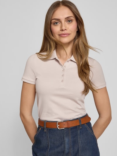 Christian Berg Woman Poloshirt mit kurzer Knopfleiste Mud 3