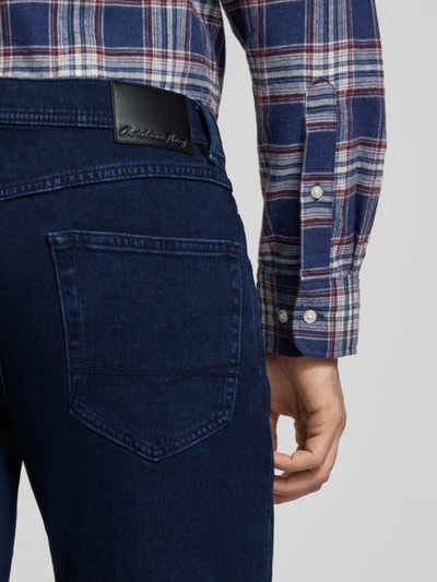 Christian Berg Men Jeans van soft denim met 9% kasjmieraandeel Donkerblauw - 3