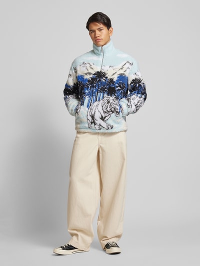 KARL KANI Teddyfellpullover mit Stehkragen Hellblau 1