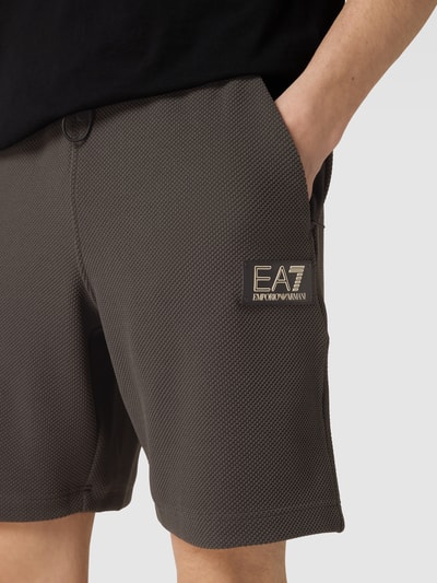 EA7 Emporio Armani Sweatshorts met labelpatch Antraciet - 3