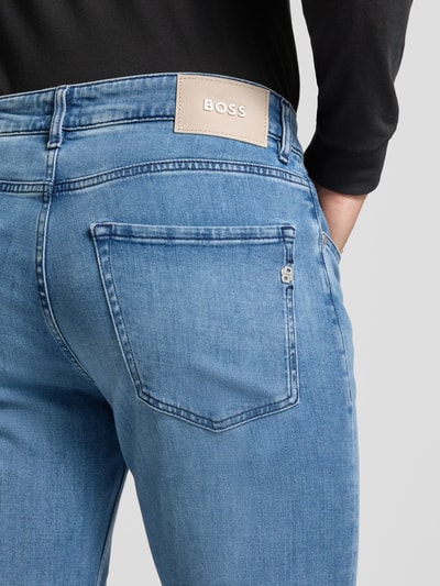 BOSS Regular Fit Jeans mit Label-Detail Modell 'Maine' Bleu 3