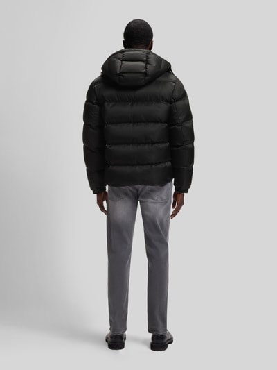 BOSS Regular Fit Daunenjacke mit abnehmbarer Kapuze Black 4