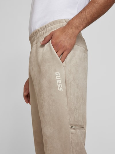 Guess Activewear Straight Leg Sweatpants mit elastischem Bund Modell 'DARIL' Beige 3