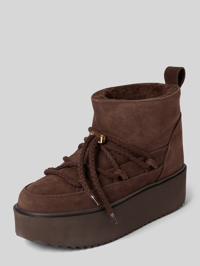Produktfoto, Boots aus Leder mit Plateausohle Modell 'CLASSIC LOW PLATFORM' von INUIKII, dames boots, gecoat leer, afgerond model, vetersluiting met koordstopper, labeldetail, geprofileerde plateauzool, hakhoogte maat 40: 6 cm, schachthoogte maat 40: 12 cm, schachtbreedte maat 40: 12 cm