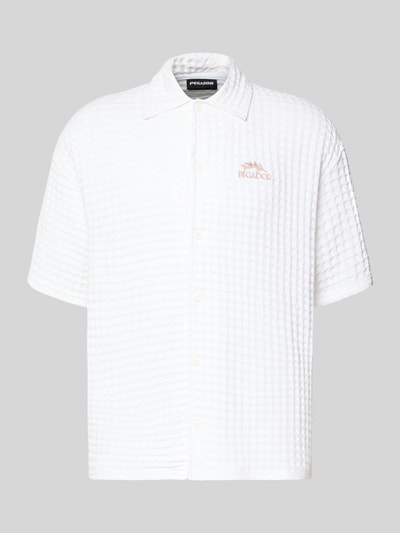 Produktfoto, Relaxed Fit Freizeithemd mit Strukturmuster von PEGADOR, weiß, Kurzarm, Kentkragen, Logo-Stitching, reine Baumwolle