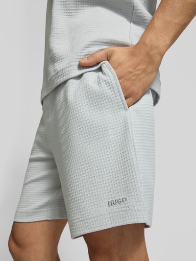HUGO Regular fit sweatshorts met structuurmotief, model 'Austin' Lichtgrijs - 3