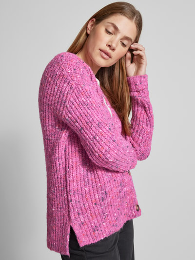 Christian Berg Woman Cardigan mit V-Ausschnitt Fuchsia 3