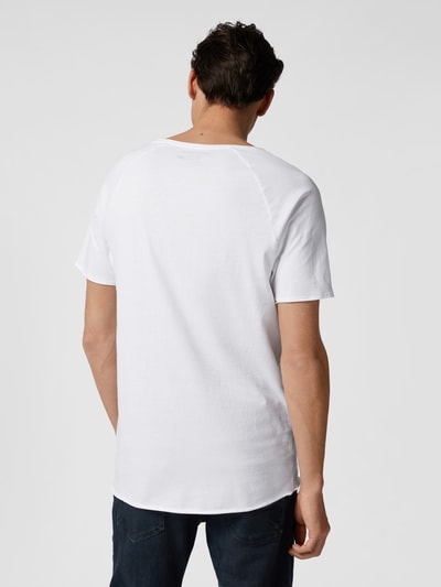 REVIEW T-shirt basic o dłuższym kroju Biały 5