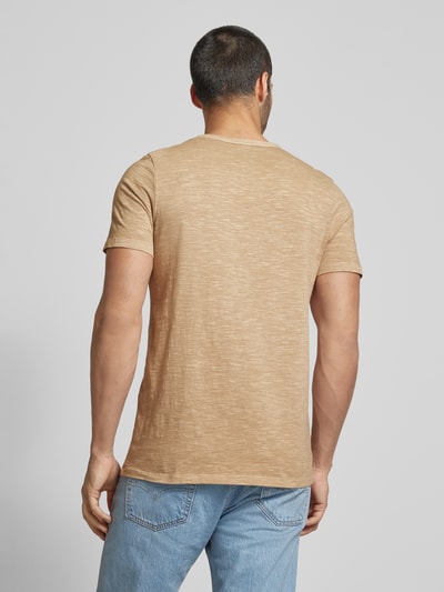 Jack & Jones T-shirt z dekoltem w serek model ‘SPLIT’ Beżowy 5