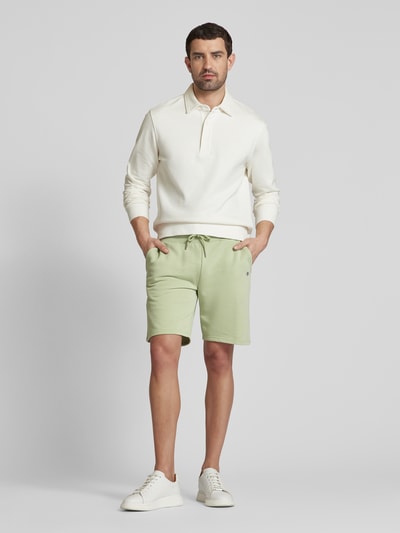 Gant Regular fit korte broek met elastische band Lichtgroen - 1