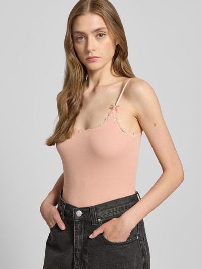 Review Trägertop in Ripp-Optik Altrosa 3