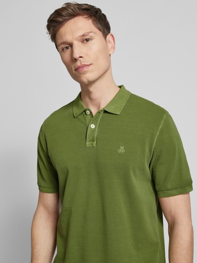 Marc O'Polo Regular Fit Poloshirt aus reiner Baumwolle mit Logo-Stitching Gruen 3