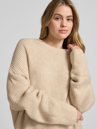 mbyM Sweter z dzianiny z okrągłym dekoltem model ‘Gillian’ Beżowy 3