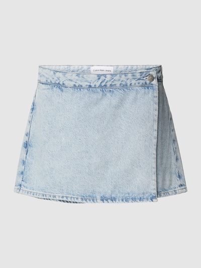 Calvin Klein Jeans Shorts in Wickel-Optik Hellblau 2